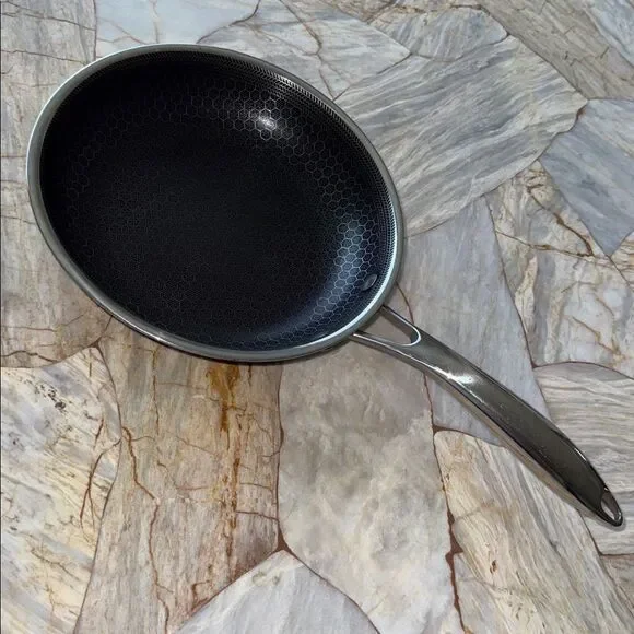 Hybrid Fry Pan with Lid, 8